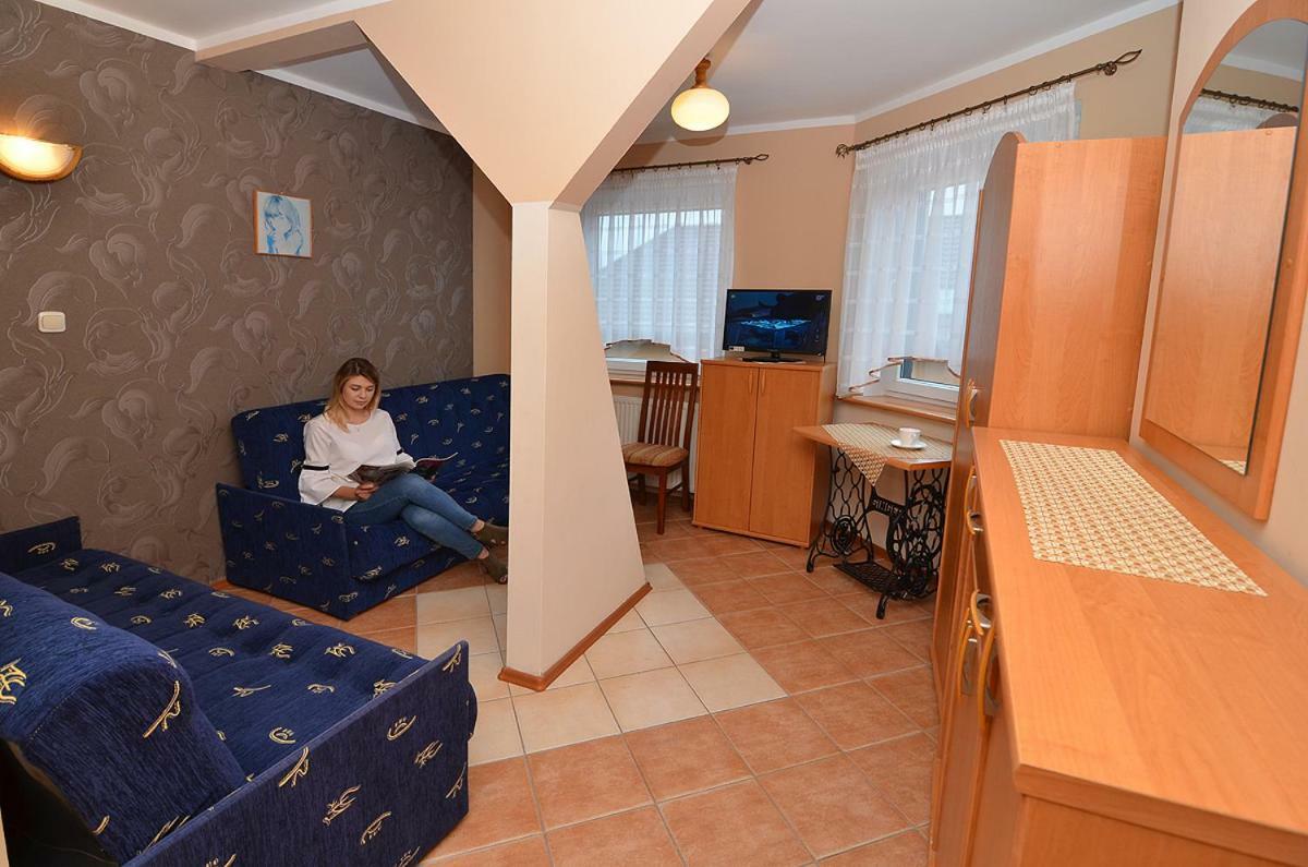 Willalux Мельно Экстерьер фото